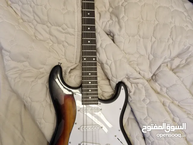 جيتارات وبيس جيتار للبيع