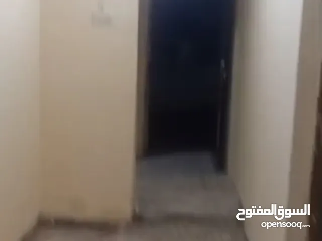 130 m2 2 Bedrooms Apartments for Rent in Basra Al Mishraq al Jadeed