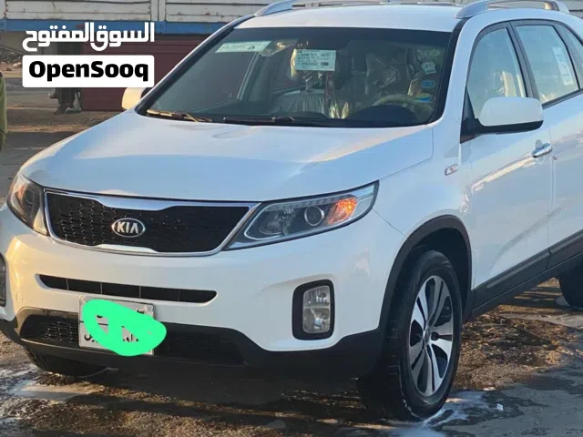 2014 هيونداي H1 GL