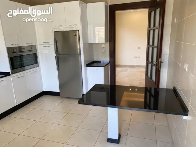 245 m2 3 Bedrooms Apartments for Rent in Amman Abdoun
