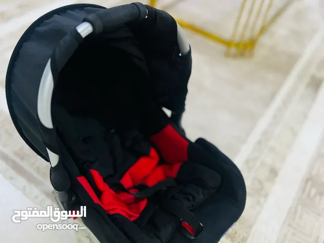 كرسي اطفال بحالة الوكاله ايدي معدن يحمل وزن ثقيل وحجم واسع ومريح