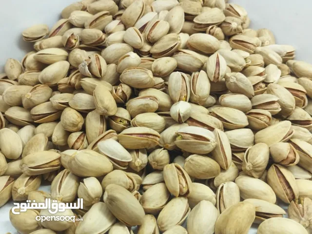 بيع فستق أكبري الممتاز، ذو المذاق الفريد والجودة من الدرجة الأولى، وإرسال النكهات من إيران