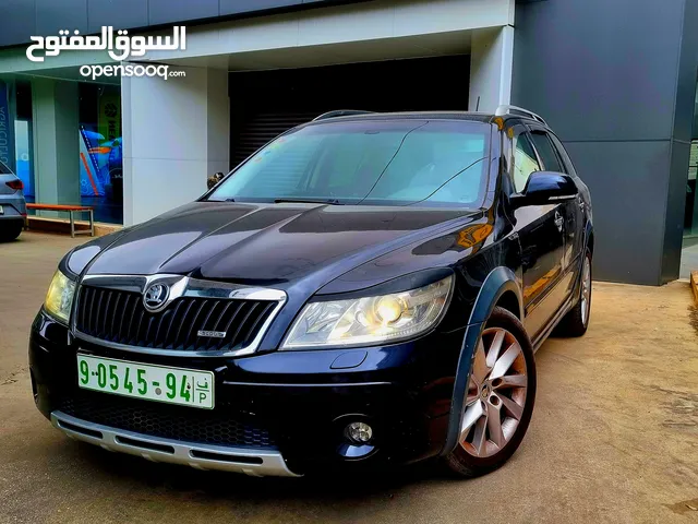 سكودا اوكتافيا رمش تحويل كامل اصلي الى (SCOUT) طقم كامل مستورد مختم بختم شركة Vw skoda