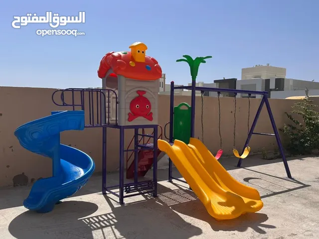 للبيع لعبة أطفال خارجية مميزة بسعر مميز ورائع اللعبة المتكاملة للحضانات والمدارس الخاصه والعامة