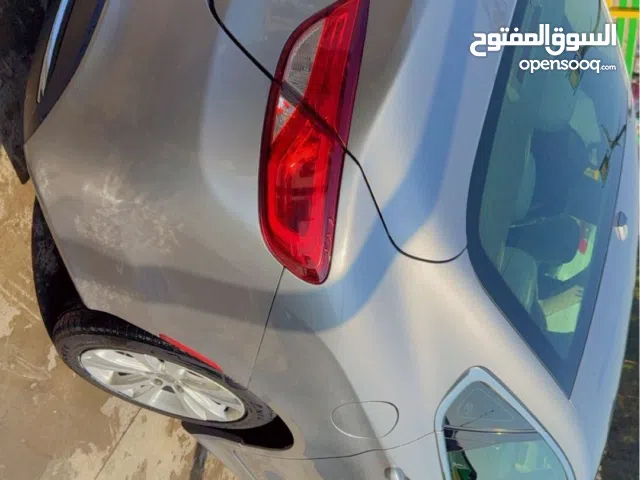 كرايسلر C200 للبيع