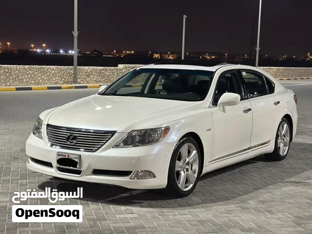 Lexus LS 460 model 2007 excellent condition