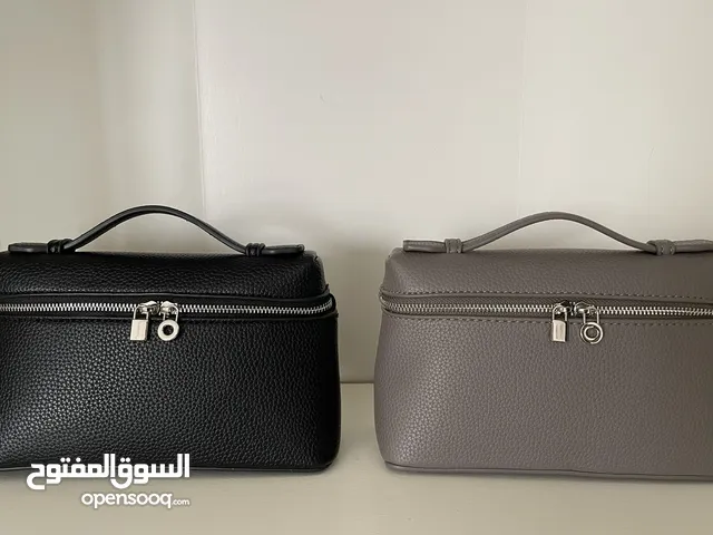 شنطة تقليد لورو بيانا