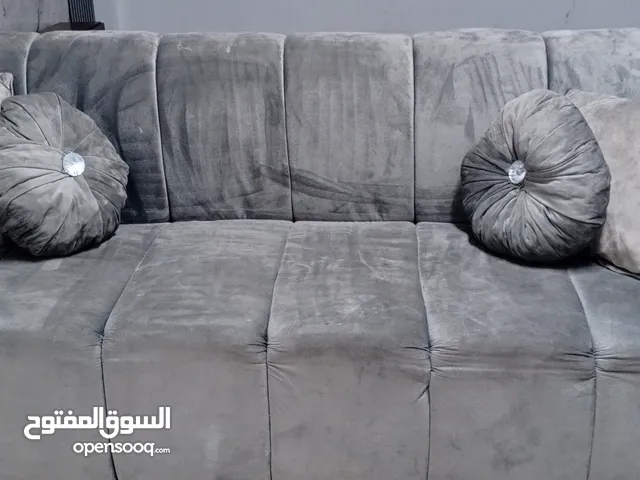طقم كنب رمادي للبيع