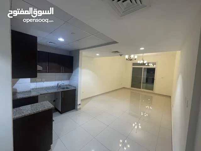 450 ft Studio Apartments for Rent in Dubai Dubai Land