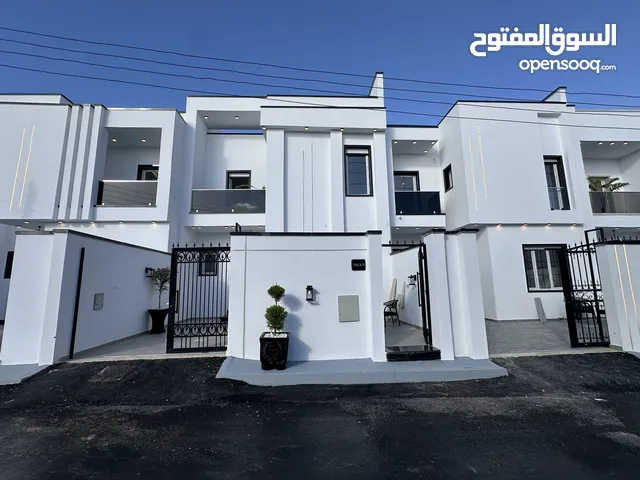 400 m2 More than 6 bedrooms Villa for Sale in Tripoli Ain Zara