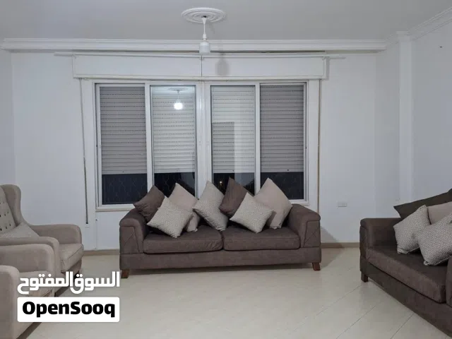 كنب شبه الجديد استعمال خفيف + برادي