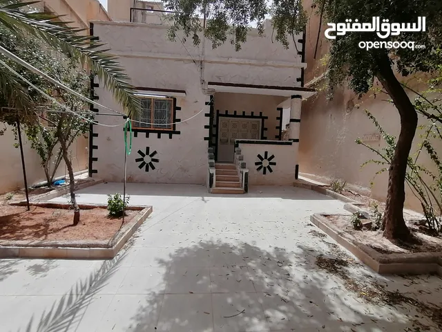 150 m2 5 Bedrooms Villa for Rent in Zarqa Other