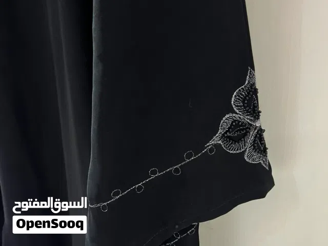 عباه للبيع ب 15 ريال عماني