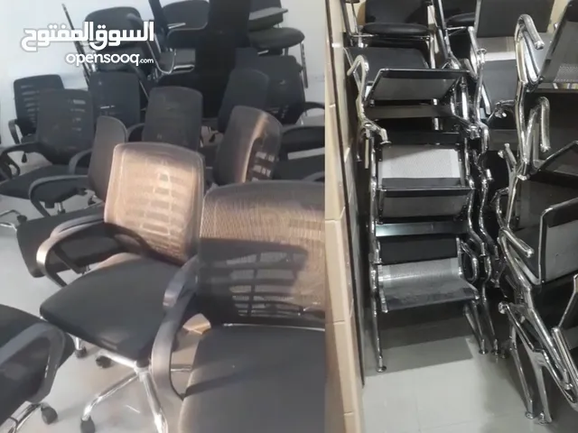 أثاث مكاتب مستعمل بحالة ممتازة للبيع - h-Quality Used Office Furniture Availabl- FOR SALE