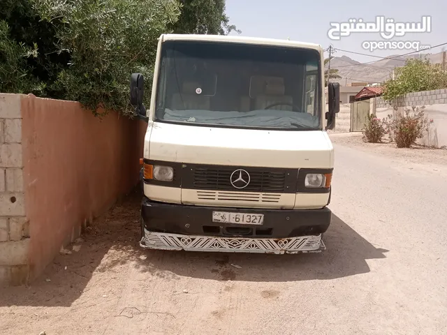 باص مرسيدس مديل 87 الكي