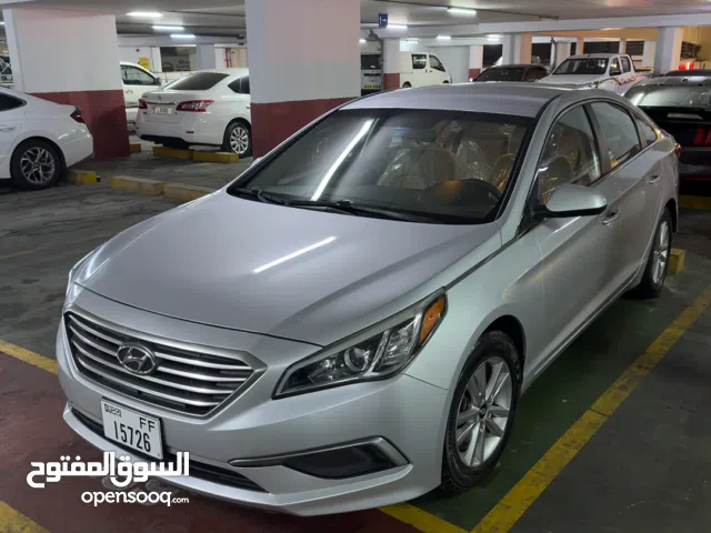 Hyundai Sonata SE 2017 (American Spec) Extremely Neat and clean car