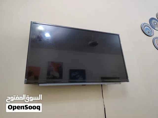 شاشة توشيبا 32 بوصة عادية