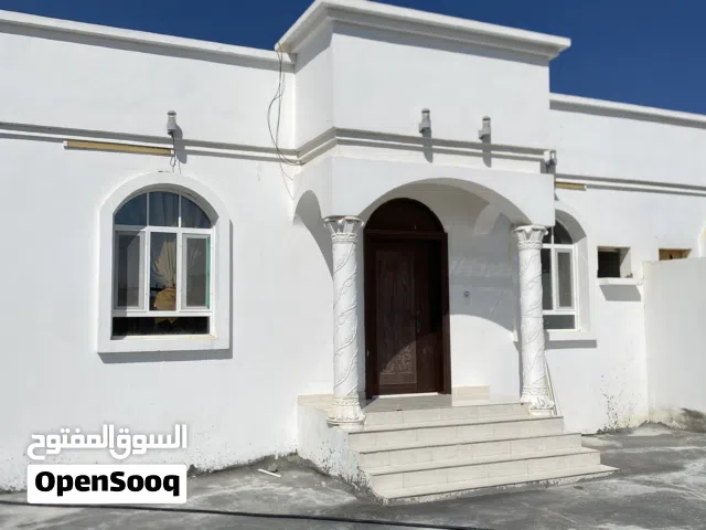 130 m2 3 Bedrooms Townhouse for Rent in Al Batinah Saham
