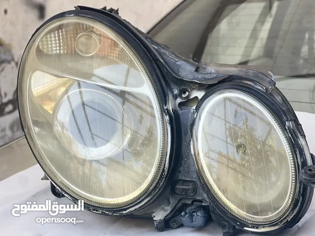 ضواو زينون E200 2005