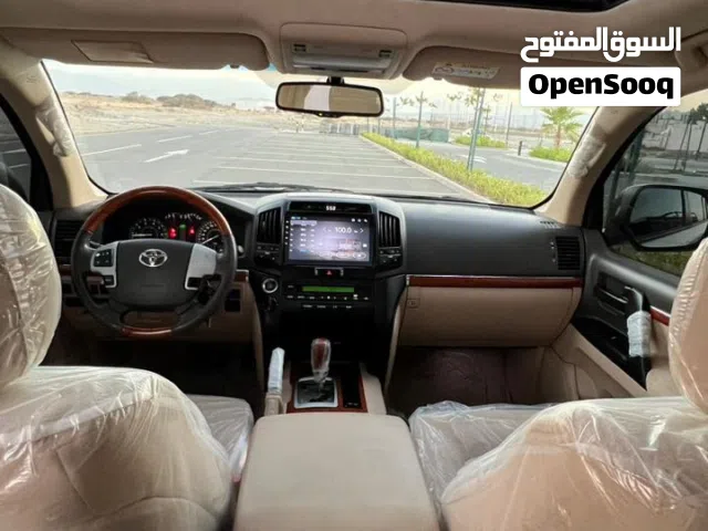 تويوتا لاند كروزر 2014 للبيع فقط