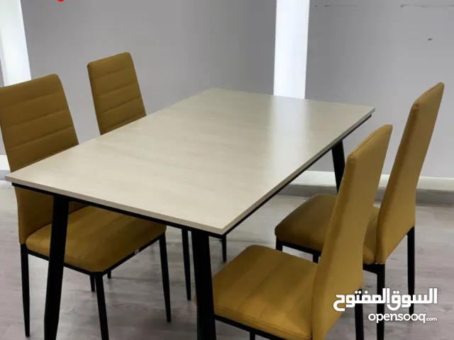 طقم طعام (طاولة + 4كراسي ) بأقل سعر في المملكة بــ89دينار فقط متوفر توصيل وبأسعار منافسة للغاية