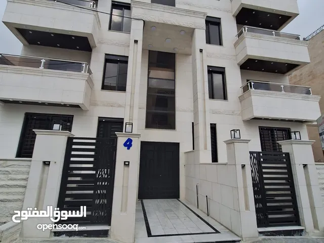 165 m2 More than 6 bedrooms Apartments for Sale in Amman Jubaiha