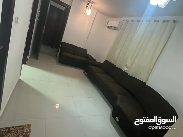 90 m2 2 Bedrooms Apartments for Rent in Muscat Al Maabilah