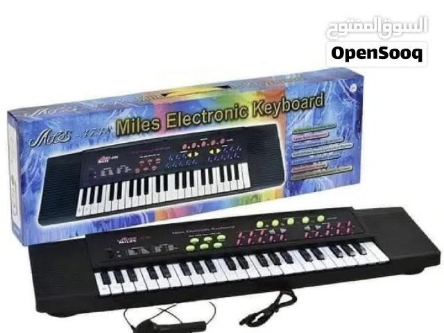 لعبة بيانو بالمكرفون