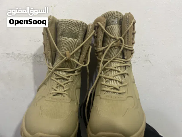 بسطار رجالي بيج عصري مقاس 43 – مناسب للاستخدام اليومي