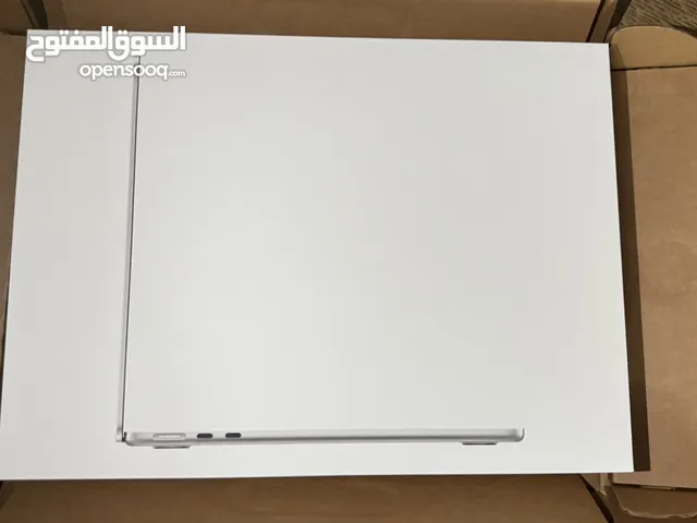 MacBook Air 13.6 إنش – شريحة M2 – 8GB RAM – 512GB SSD –