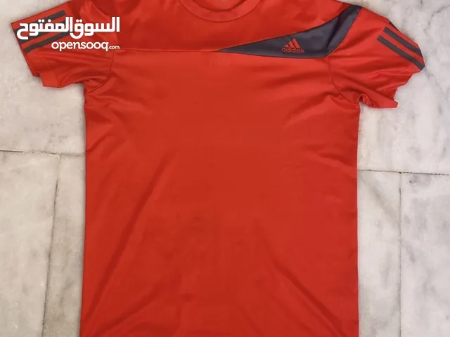 Adidas T- Shirt