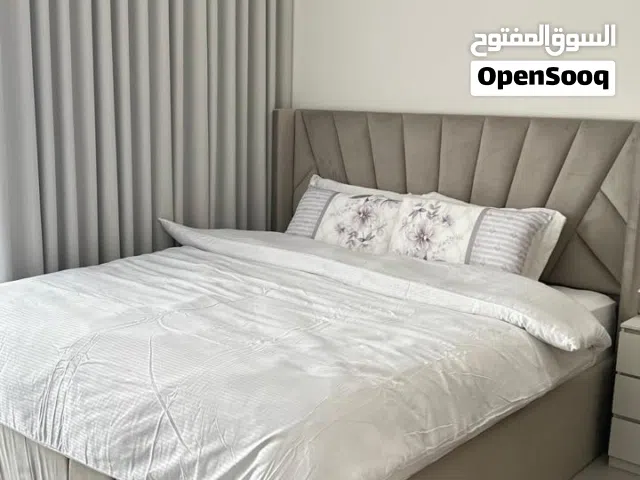 سرير فاخر مع فرشة ممتازة باقل سعر   luxurious bed with an excellent mattress at the lowest price