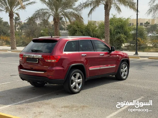 Jeep Grand Cherokee LTD 2012 (Maroon)