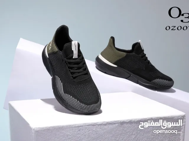 حذاء O3 غير مستعمل