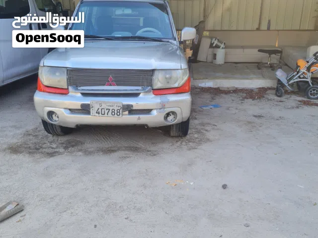 2004 ميتسوبيشي باجيرو iO
