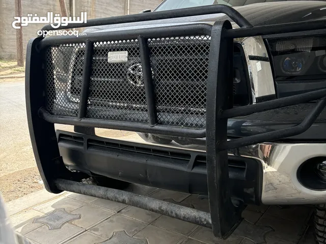 صدر حديد أمامي تويوتا تندرا 2007-2021