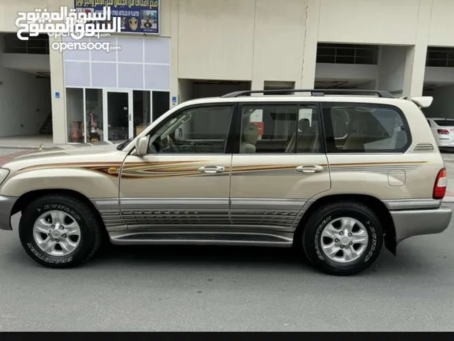 Used Toyota Land Cruiser in Muscat