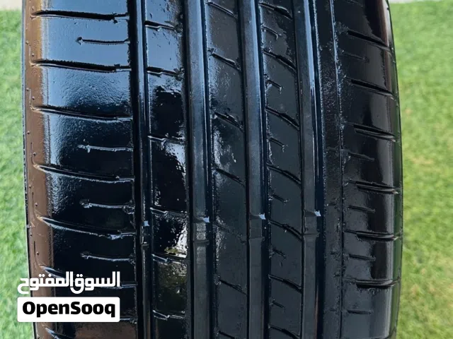 تلاته قومات للبيع مستعملات 205-55-16