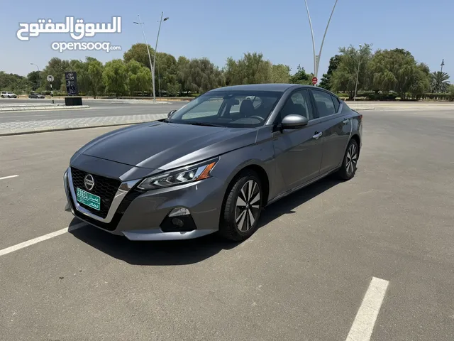 Used Nissan Altima in Muscat