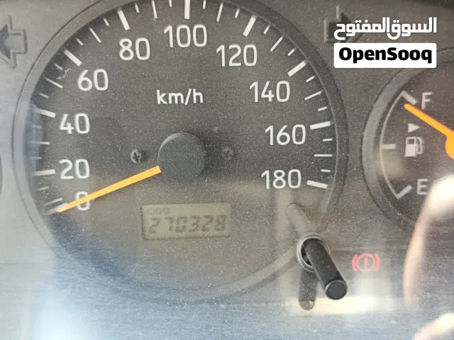 2011 سوزوكي APV