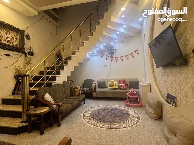 225 m2 4 Bedrooms Townhouse for Sale in Basra Hakemeia