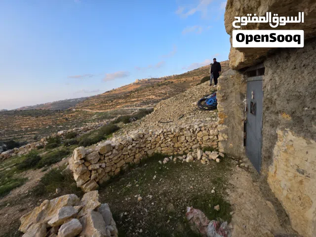 أرض للإستثمار في حلحول