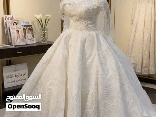 فستان عروسه جديد استعمال مره واحده فقط