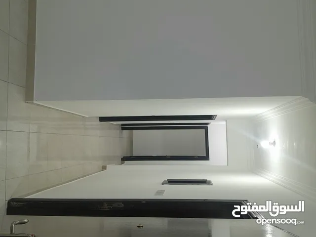 Like new 2bhk near Lulu Hypermarket in Old Airport