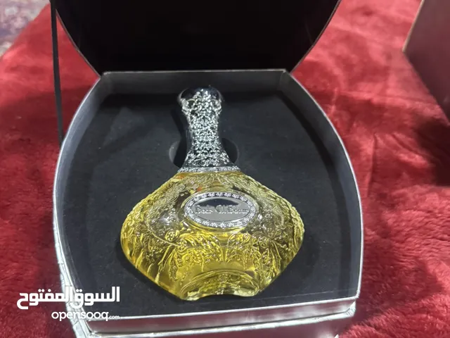 عطر بدر البدور من العربية للعود من اكثر العطور المطلوبة والمرغوبة للجنسين مستخدم شي بسيط 25 دينار