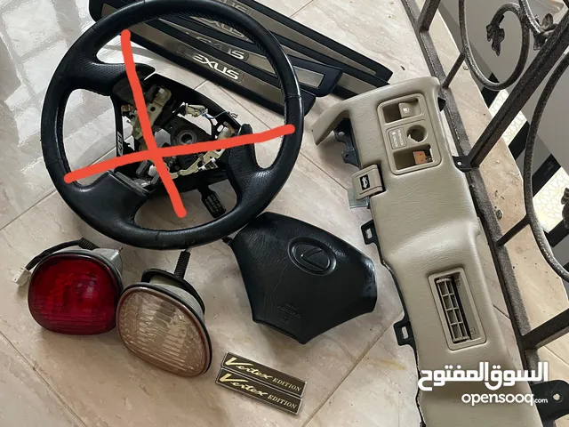 لكزس جي اس 300