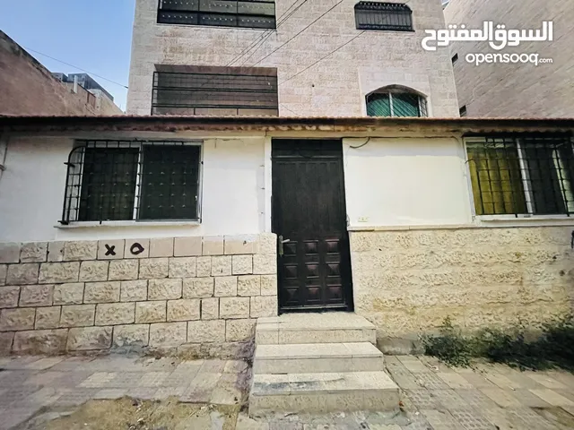 120m2 4 Bedrooms Townhouse for Sale in Amman Daheit Al Ameer Hasan