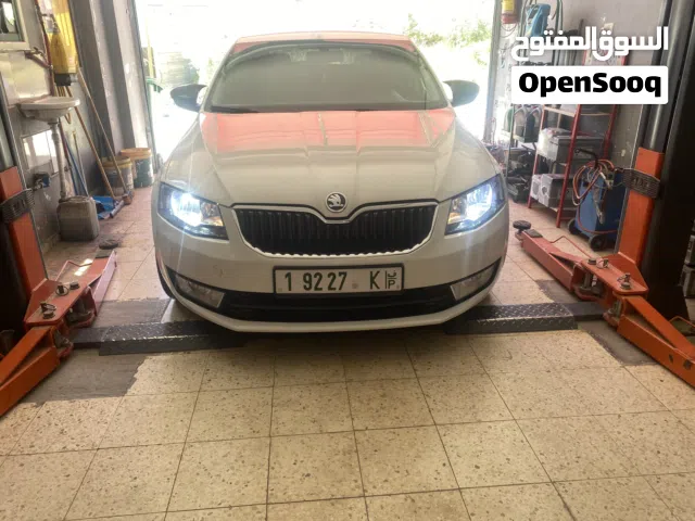 2014 سكودا اوكتافيا Standard