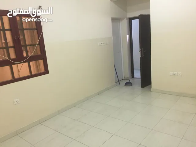 شقة للبيع مؤجرة في العامرات - مدينة النهضة