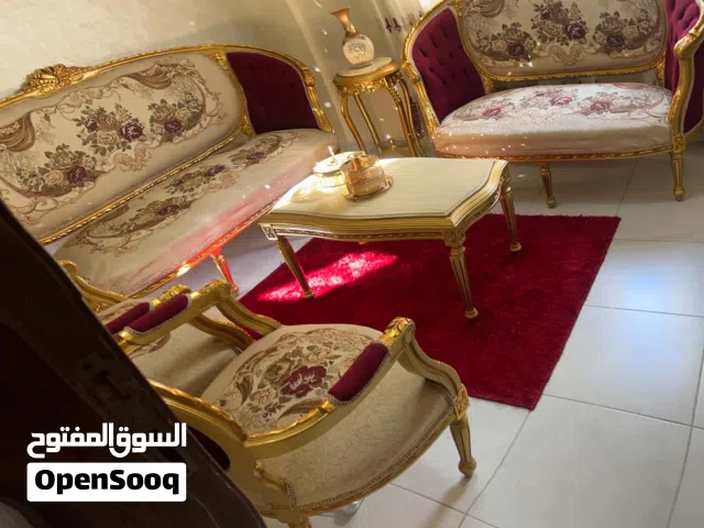 طقم كنب خشب زان مصري مستورد بحالة الجديد